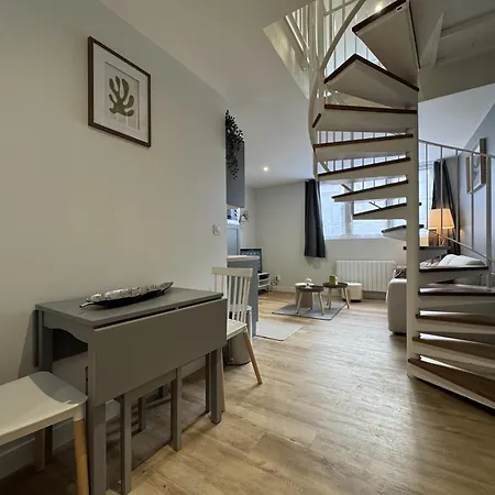 Duplex In Near 24 Circuit * Le Mans