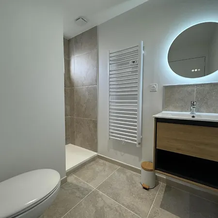 Duplex In Near 24 Circuit * Le Mans